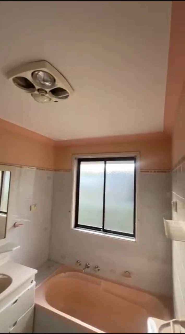 Bathroom before restoration and repainting in Baulkham Hills home