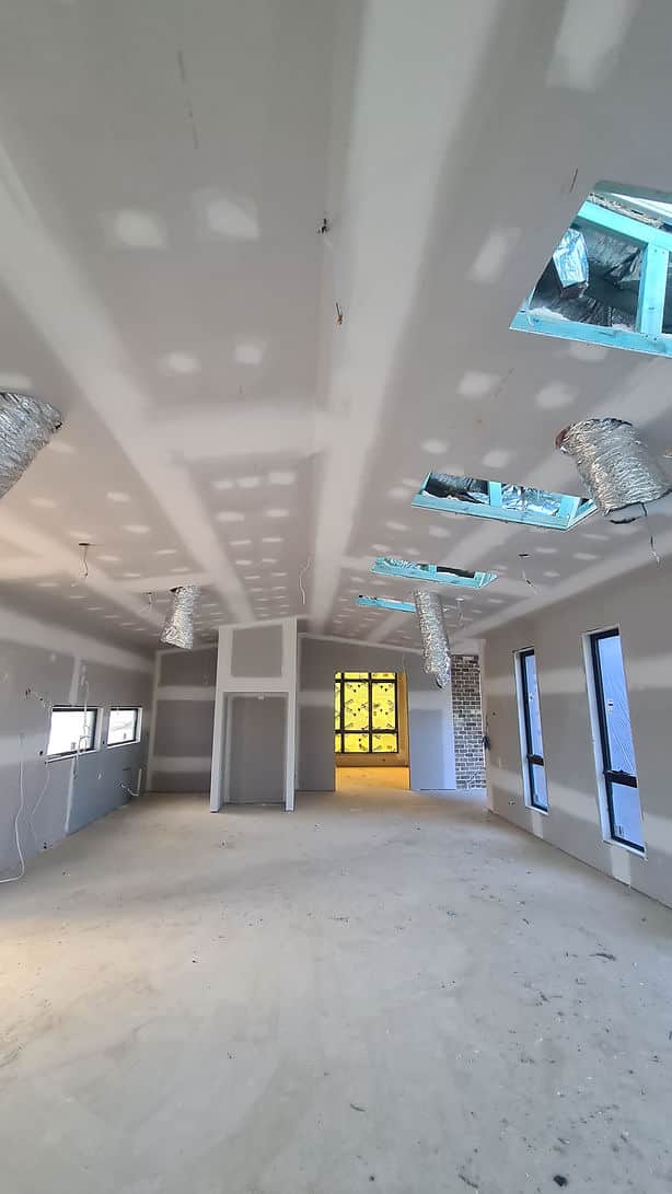 Luxury home repaint using premium Taubmans paint